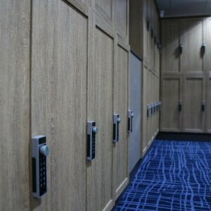 rénovation et aménagement de casier ou vestiaires pour clubs sportifs avec les revêtements COVER STYL et Graphic Dimension