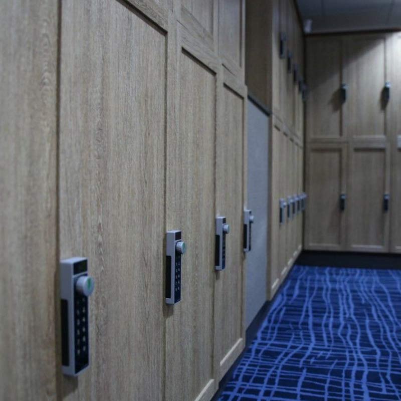 Clubs sportifs et vestiaires
