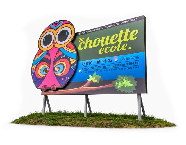 Panneau publicitaire pour La Chouette École à Hamme-Mille