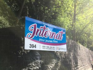 panneau publicitaire internat haute anhaive jambes graphic dimension