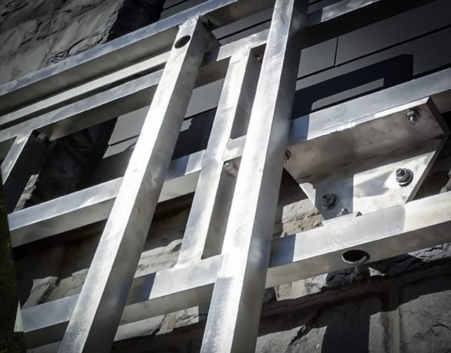 Structure d’enseigne sur mesure à Ohey